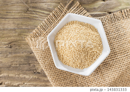 amaranth beans in bowl, on rustic wooden background 143831333