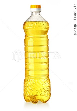 Cooking oil in plastic bottle on transparent background 143831717