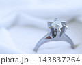 立爪ダイヤモンドの指輪 143837264