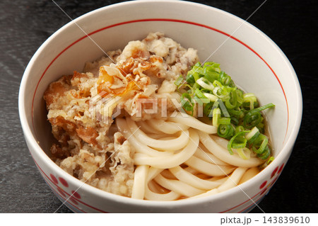 舞茸の天ぷらうどん 舞茸の天ぷらうどん 143839610