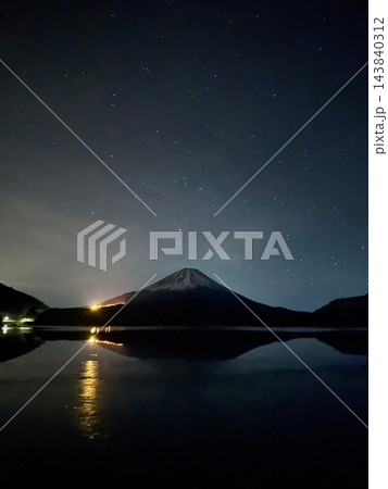 日本が誇る富士山 日本が誇る富士山 143840312