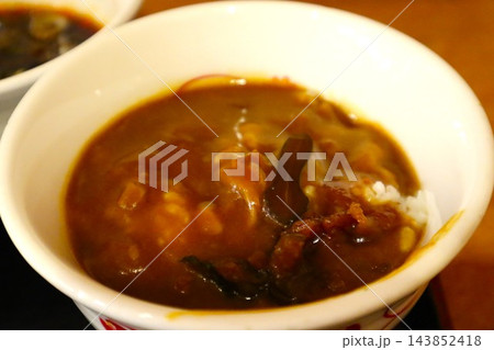ミニカレー丼 ミニカレー丼 143852418