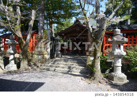 三宅八幡宮　拝殿　京都市左京区上高野三宅町 143854318