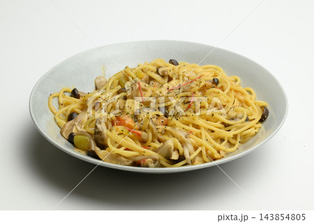 キノコのトマトクリームパスタ キノコのトマトクリームパスタ 143854805