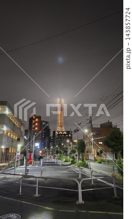 夜のスカイツリー 143857724
