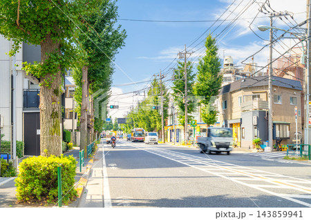 小田急・狛江駅 駅前都市風景 小田急・狛江駅 駅前都市風景 143859941