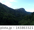 山の中腹から見た景色 143863321
