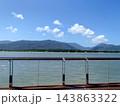 海沿いの遊歩道 143863322