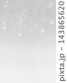 雪の結晶のシンプルな縦長背景 143865620