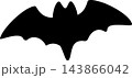 コウモリのシルエットのイラスト 143866042