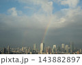 薄く架かるダブルレインボー 143882897