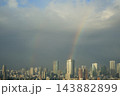 二重虹のかかる都会 143882899