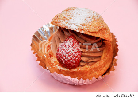 シュークリーム シュークリーム 143883367