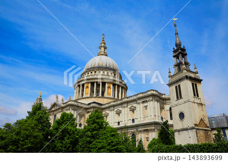 London St Paul Pauls Cathedral in England 143893699