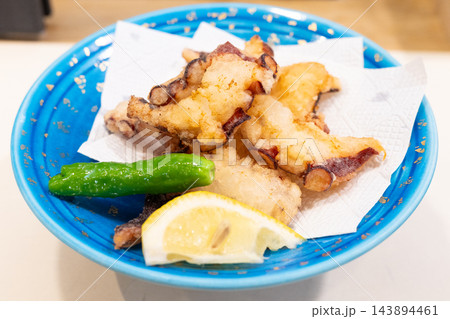 美味しいタコの天ぷら 143894461