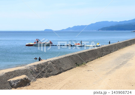 兵庫県洲本市安乎浜の風景(2024年夏) 兵庫県洲本市安乎浜の風景(2024年夏) 143908724