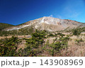 磐梯吾妻スカイラインの紅葉狩り　浄土平湿原より一切経山を望む晩秋の風景 143908969