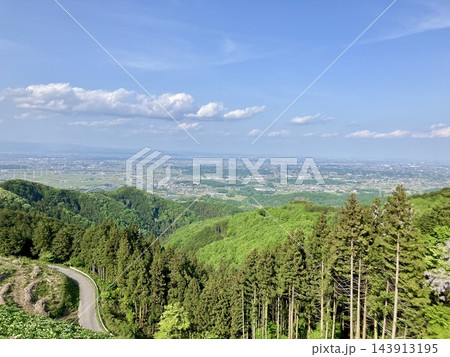 山の上の風景 143913195