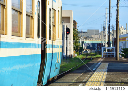 JR四国鳴門線 鳴門駅から金比羅前駅までの風景(2024年夏) JR四国鳴門線 鳴門駅から金比羅前駅までの風景(2024年夏) 143913510