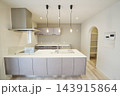 お洒落なシステムキッチン 143915864