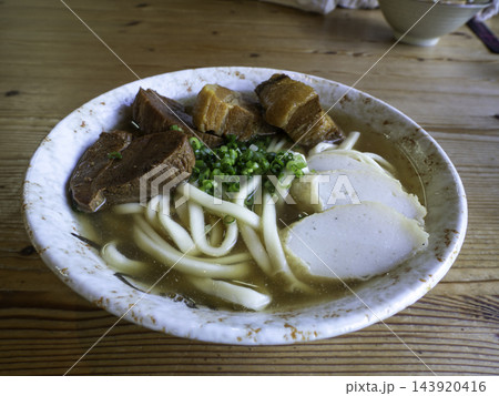 沖縄そば 143920416
