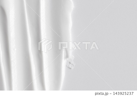 The white texture of cosmetic body cream. Copy space 143925237
