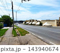 シムケント郊外の道路 シムケント郊外の道路 143940674