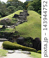 旧芝離宮恩賜庭園の築山と石段 143944752
