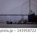 港風景　天保山埠頭　雨の日 143958722