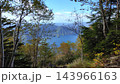 男体山山道から見た晩秋の日光白根山 143966163