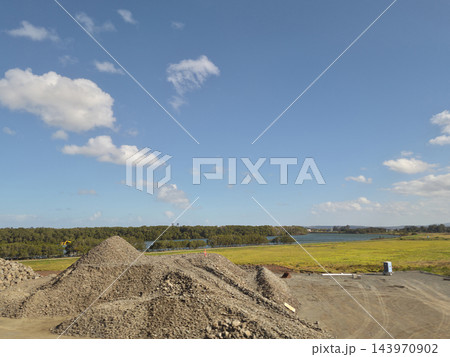 This is the natural landscape of Australia. 143970902