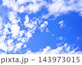 青空と雲イメージ 143973015