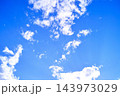 青空と雲イメージ 143973029