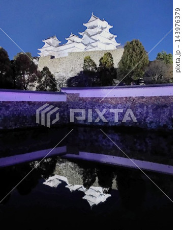水鏡に眠る白鷺城 水鏡に眠る白鷺城 143976379