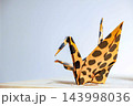 鶴の折り紙 143998036