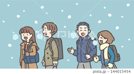 雪の中を並び歩く冬の中学生・高校生の男女4人（背景あり・上半身） 144015454