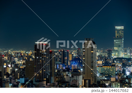 大阪・阿倍野と天王寺方面に広がる高層ビル群の美しい俯瞰都市夜景パノラマ【大阪夜景写真】 大阪・阿倍野と天王寺方面に広がる高層ビル群の美しい俯瞰都市夜景パノラマ【大阪夜景写真】 144017082