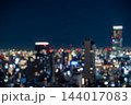 意図的にぼかした大阪市・阿倍野方面の夜景と光の玉ボケ【大阪夜景背景写真】 144017083