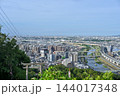 大阪府池田市・五月山から望む北摂の街並みと都市パノラマ【大阪風景写真】 144017348
