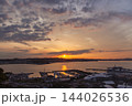 湘南江の島  朝焼け空と湘南港 144026536