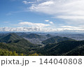 金華山から望む岐阜市街と山並み、青空と雲が広がる大パノラマ【岐阜風景写真】 144040808