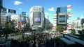 大都会東京の象徴　多くの人で大混雑する渋谷駅前とスクランブル交差点　インターバル撮影　パン 14925273