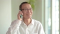 50代　60代　男性　スマートフォン 32560444