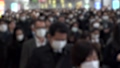 日本 東京 マスクを着けた人々 朝 群衆 雑踏 スローモーション撮影 (コロナウイルス 風邪 対策) 63950551