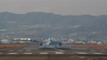 大阪国際空港　伊丹空港の着陸映像 71642390