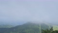 雲に包まれる茶臼山高原 72072930