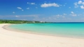 綺麗なビーチと癒やしの波音 沖縄 伊良部島 渡口の浜 73202806