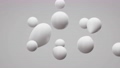 抽象的白色背景。元球、液體球、肥皂泡 86496547